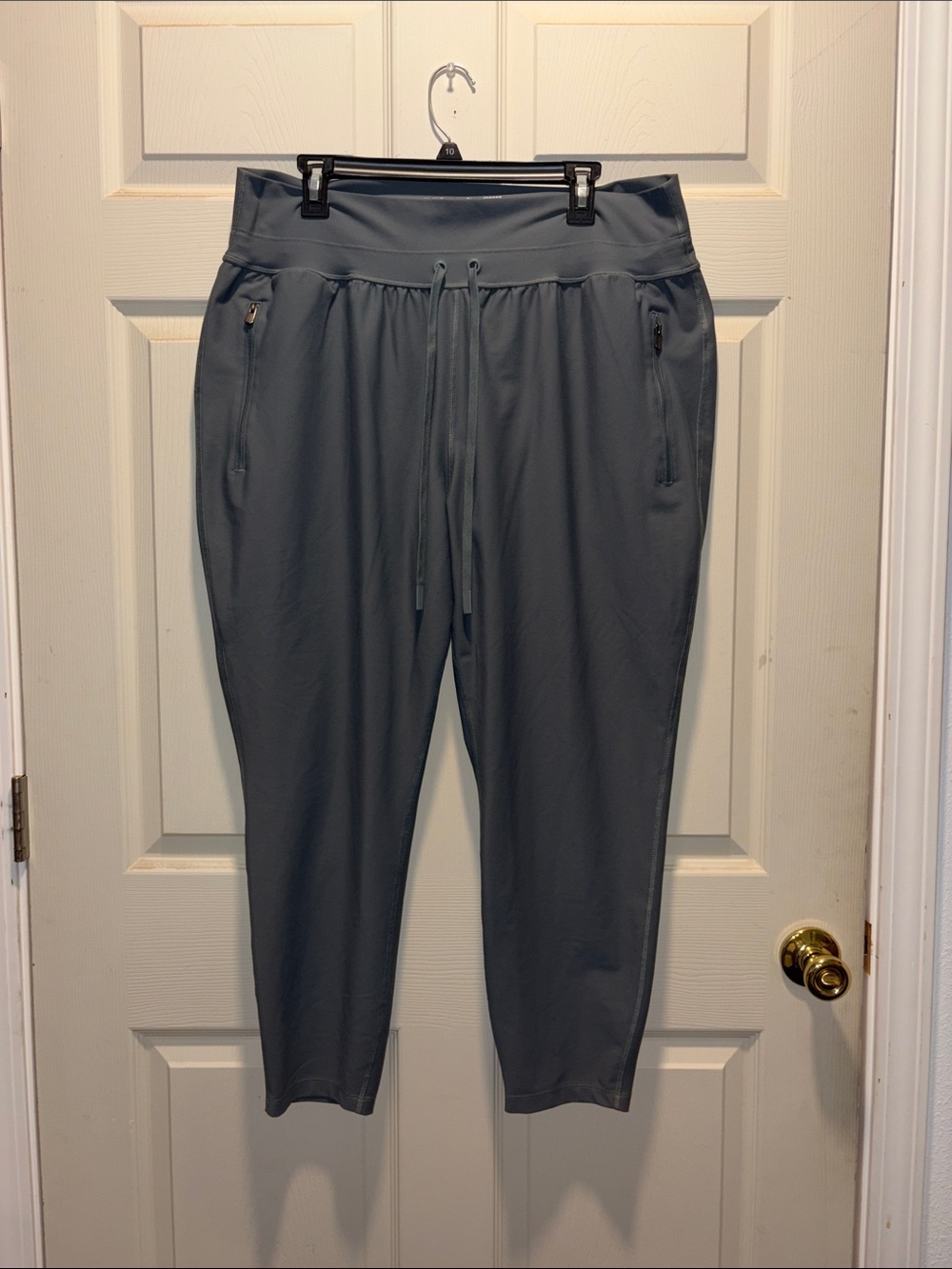 Old Navy Gray Jogger Sweatpants